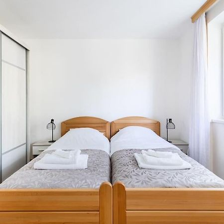 Apartman Dino SJJ Exterior foto