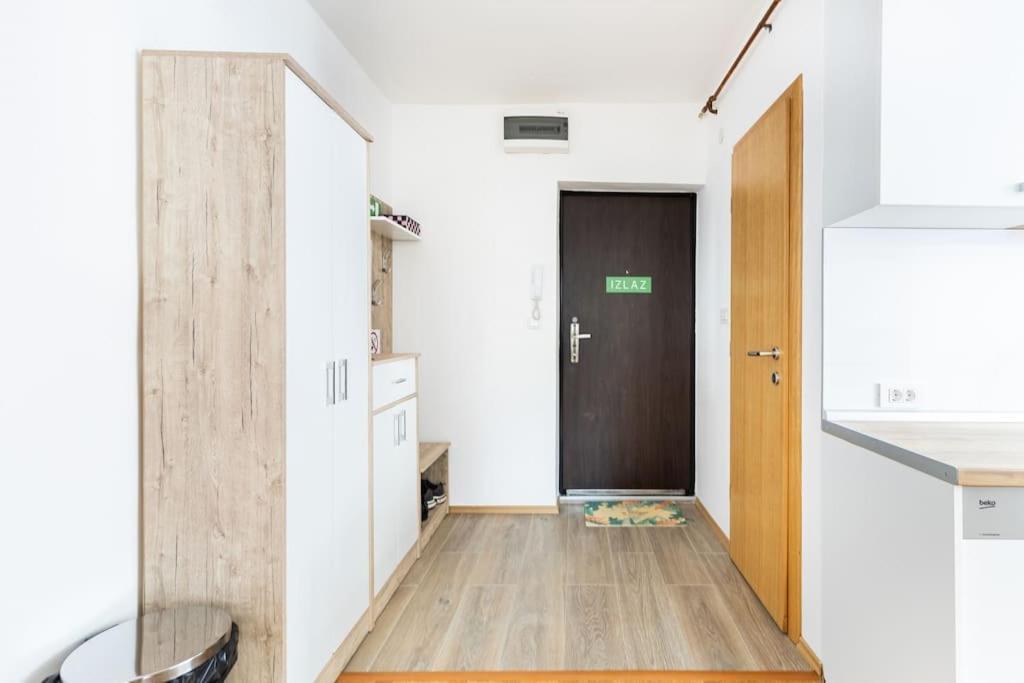 Apartman Dino SJJ Exterior foto