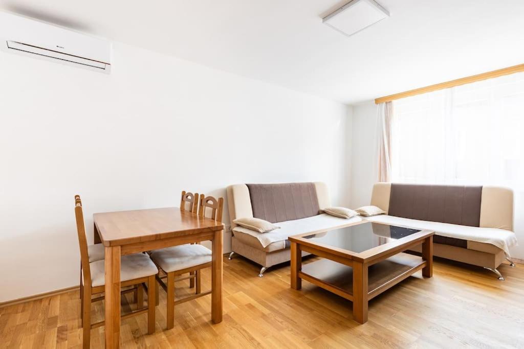 Apartman Dino SJJ Exterior foto