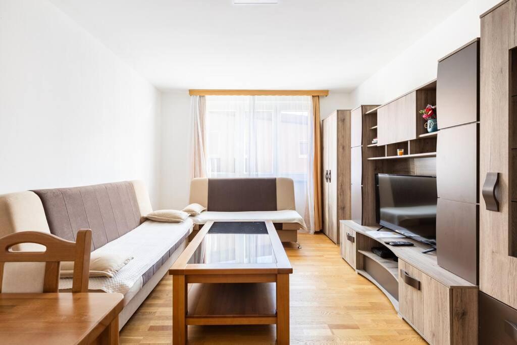 Apartman Dino SJJ Exterior foto